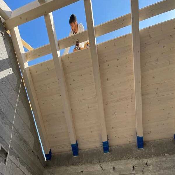 קונסטרוקציה לגג רעפים