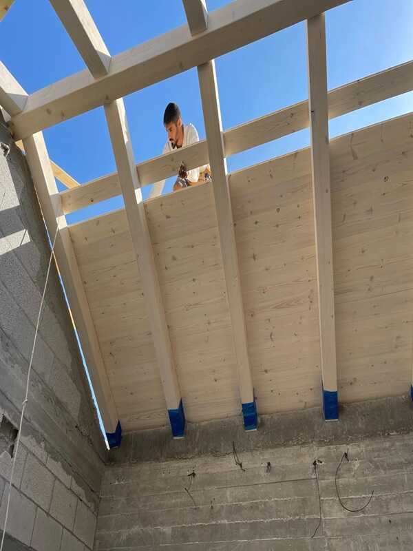 קונסטרוקציה לגג רעפים